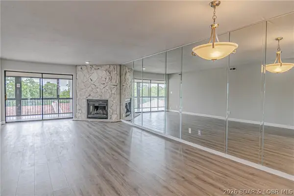 6 Costa Del Sol Drive #211  (2B), Lake Ozark, MO 65049