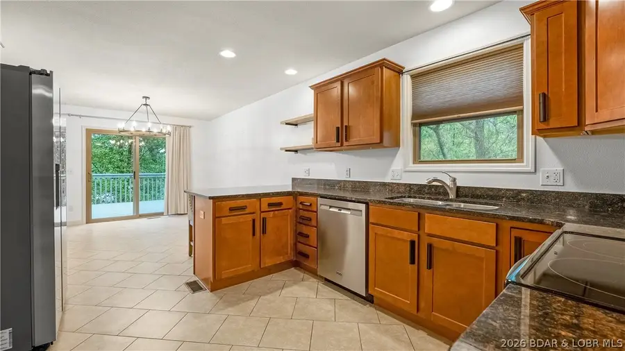124 Palmer Drive, Lake Ozark, MO 65049 - #2
