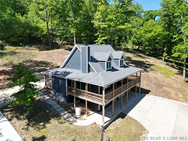 7930 Eagle Bay Drive, Gravois Mills, MO 65037