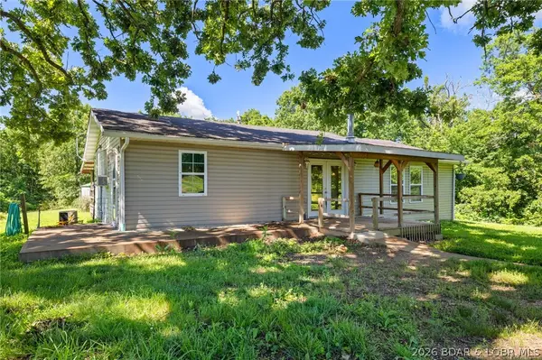 702 Doc Ridgeway Drive, Macks Creek, MO 65786