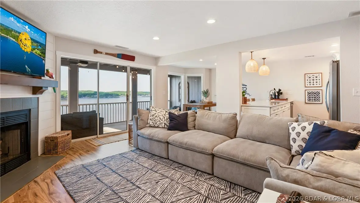 356 Regatta Bay Circle #3C, Lake Ozark, MO 65049 - #1