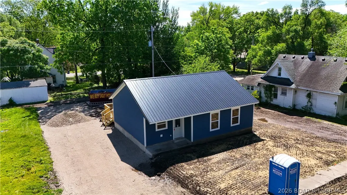 208 S Grand Avenue, Eldon, MO 65026 - #1