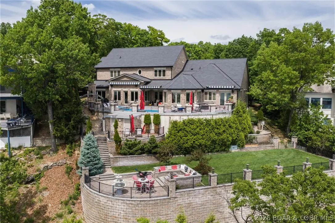 812 Cedar Crest Drive, Lake Ozark, MO 65049 - #1