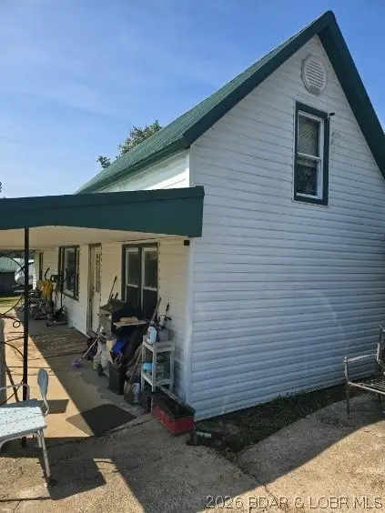 20632 Seals Road, Versailles, MO 65084