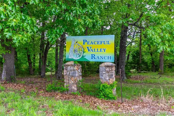 31611 Saddle Road, Gravois Mills, MO 65037