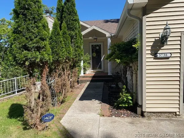 5738 Pinnacle Court, Osage Beach, MO 65065