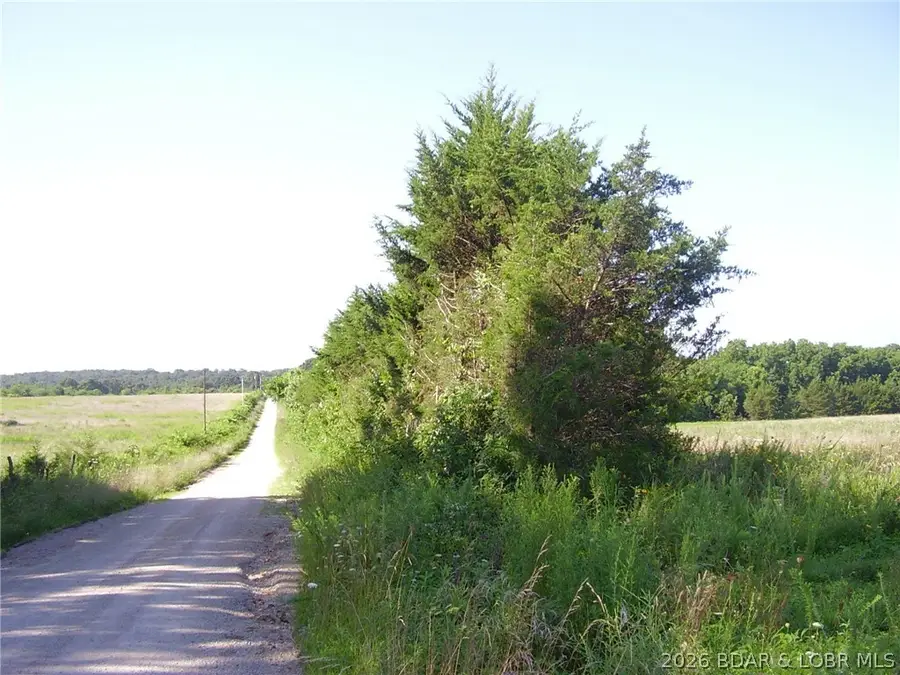 3525 S240th Road, Louisburg, MO 65685 - #2