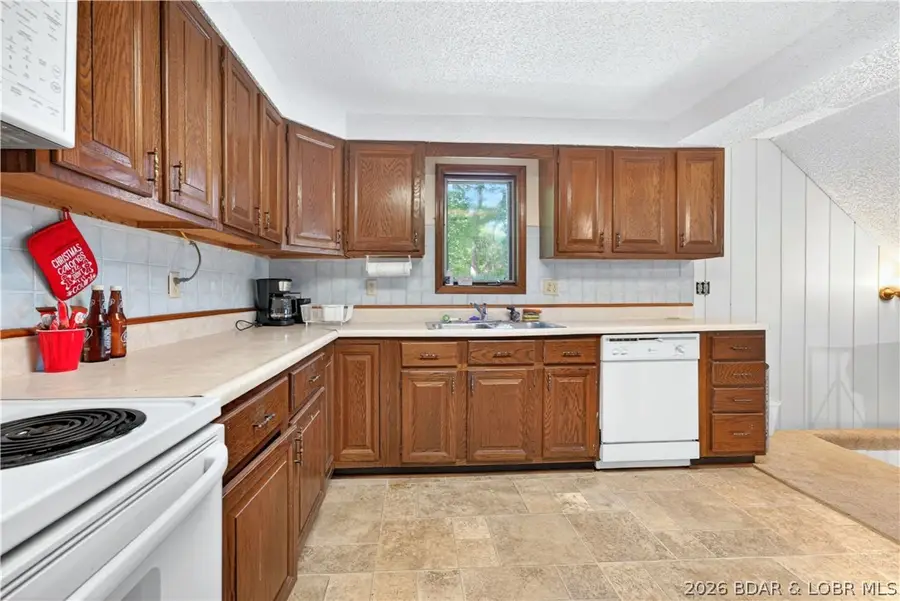 33400 Kings Way Road, Stover, MO 65078 - #3
