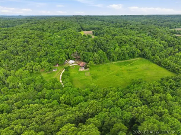 33756 Lake Trail Lane, Gravois Mills, MO 65037