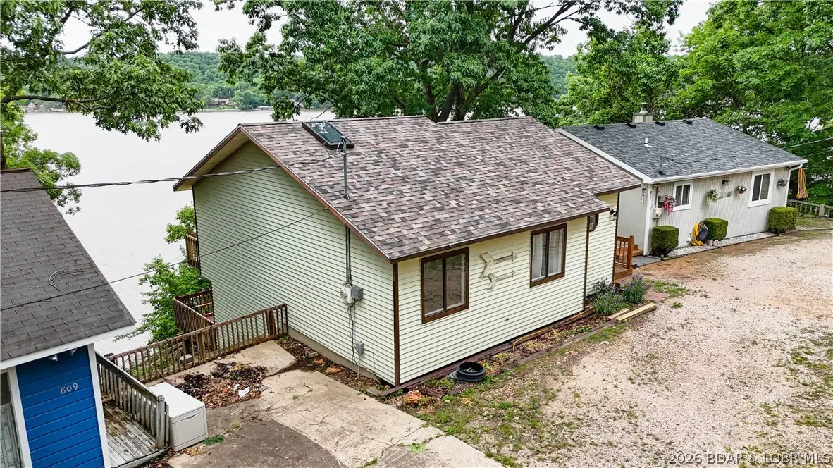 817 Oak Knoll Road, Linn Creek, MO 65052 - #1