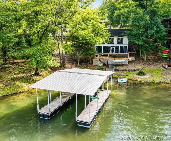 71 Cherry Hill Lane, Sunrise Beach, MO 65079