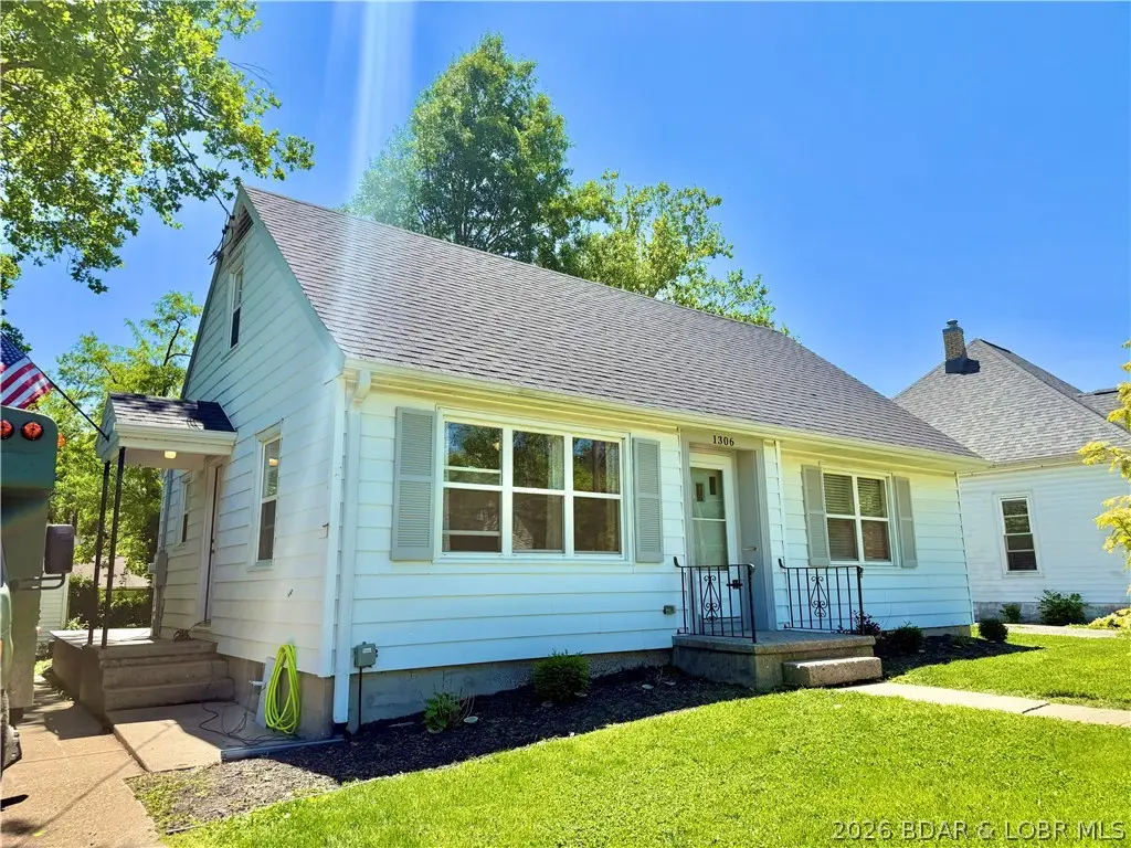 1306 Pollock Road, Mexico, MO 65265 - #1