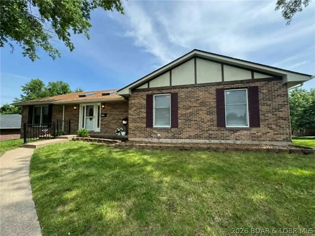 2200 West Edgewood Drive, Jefferson City, MO 65109 - #1