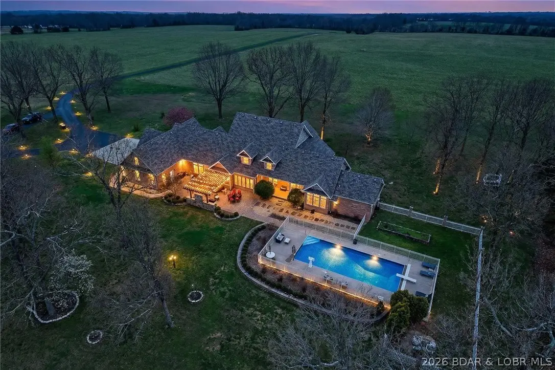 16495 Pecan Drive, Lebanon, MO 65536 - #1