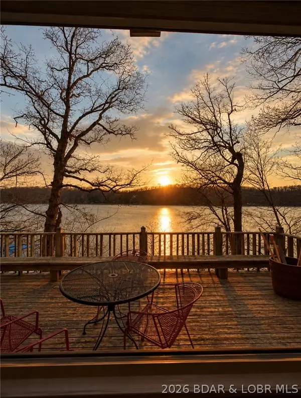 33725 Waterfront Drive, Stover, MO 65078