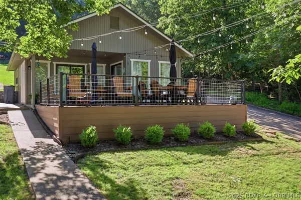 400 Eagle Creek Drive, Gravois Mills, MO 65037