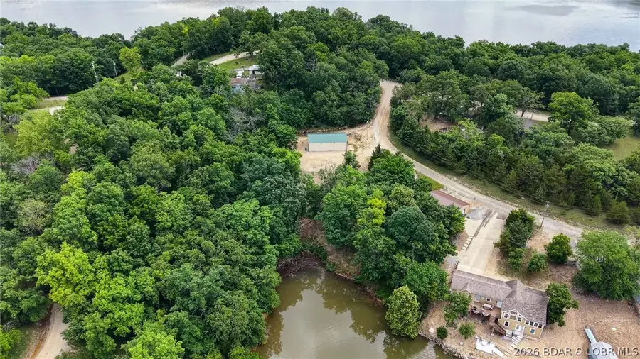Point Plaza, Edwards, MO 65326 - #3