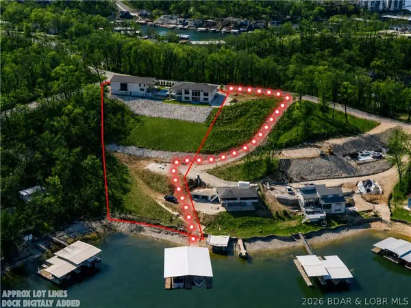 1356 Duckhead Road, Lake Ozark, MO 65049