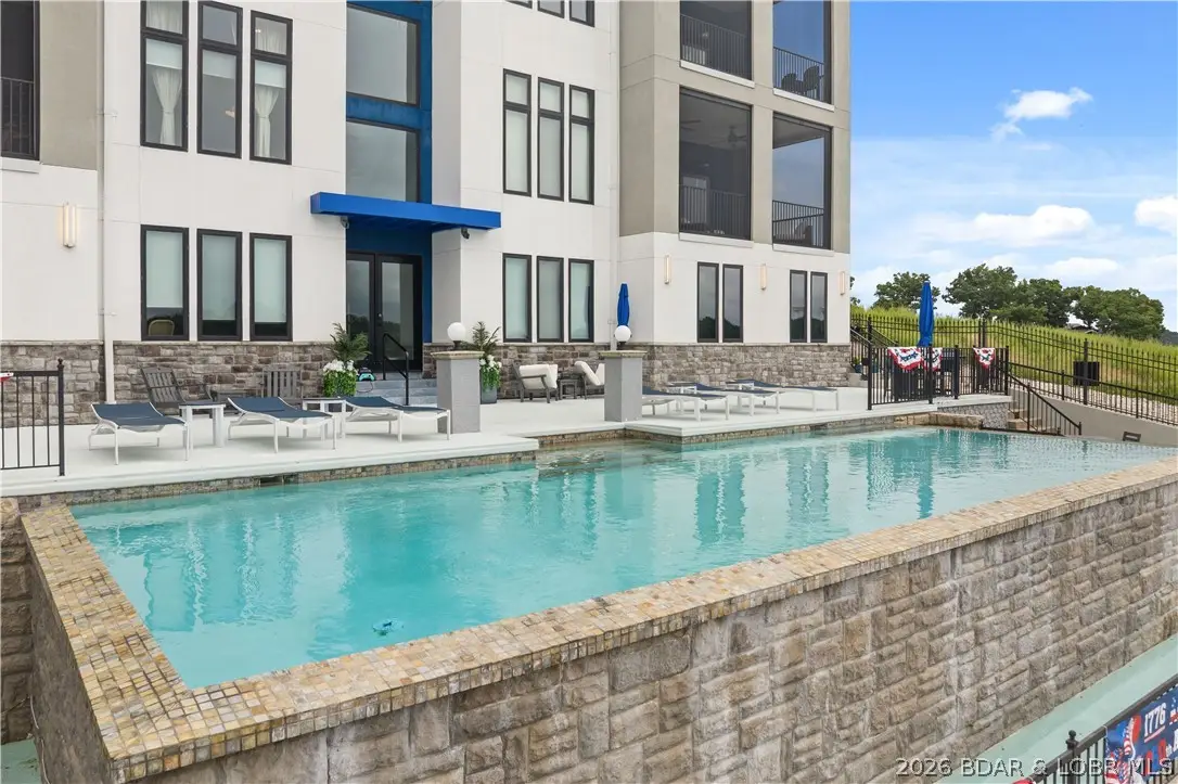 40 Just Us Place #2B, Sunrise Beach, MO 65079 - #1