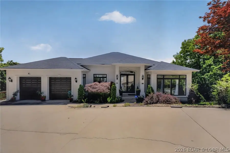 820 Palisades Drive, Village Of Four Seasons, MO 65049 - #2