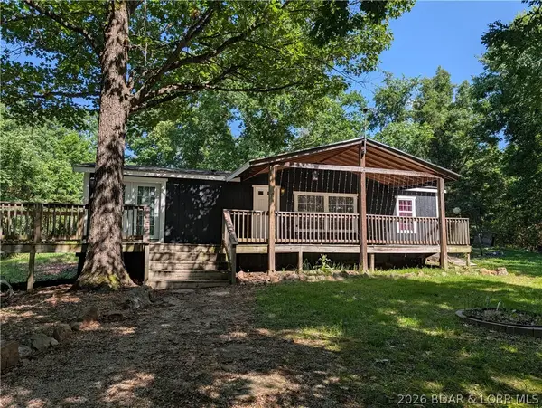 48 Hunters Crest, Montreal, MO 65591