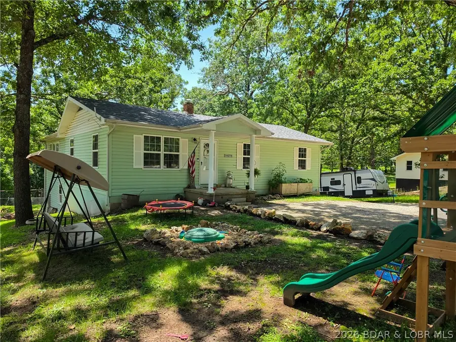 18278 Hwy W, Versailles, MO 65084 - #2