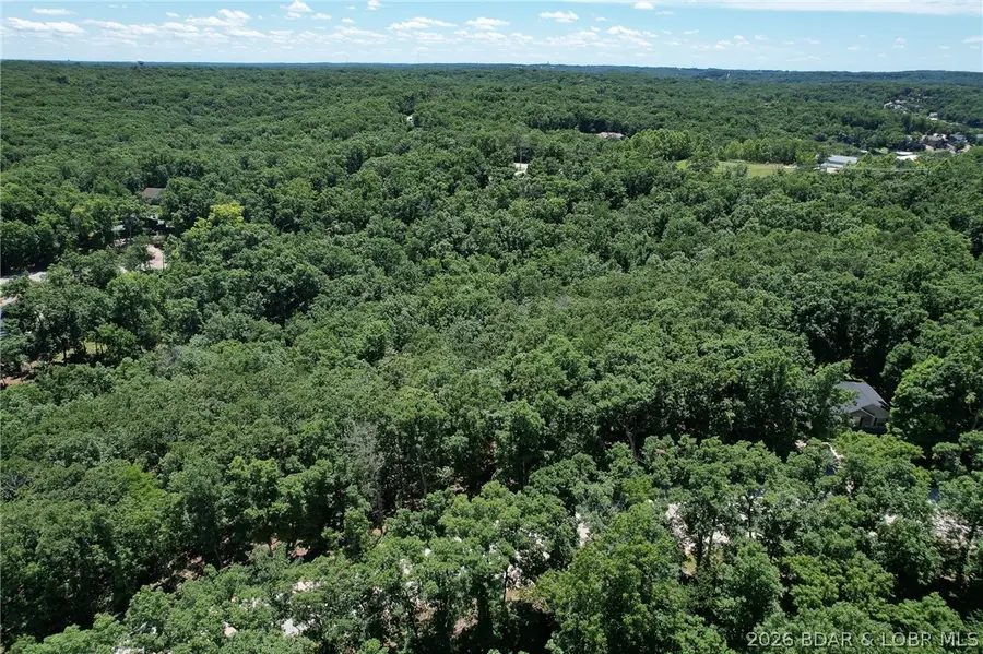 1257 Casco Court, Village Of Four Seasons, MO 65049 - #2