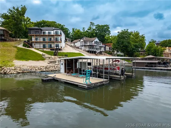131 Hawk Circle, Lake Ozark, MO 65049