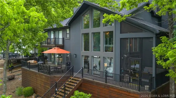 1423 Sweetwater Drive, Four Seasons, MO 65049