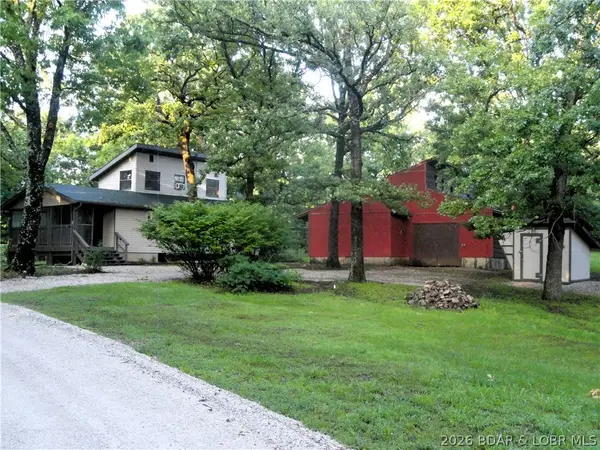 72 Hacksaw Lane, Camdenton, MO 65020