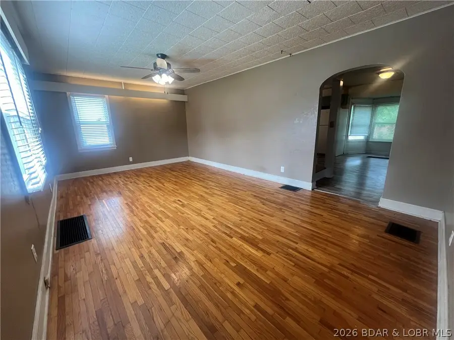 506 Missouri Avenue, Stover, MO 65078 - #2