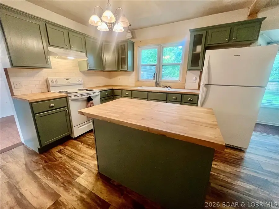 506 Missouri Avenue, Stover, MO 65078 - #3