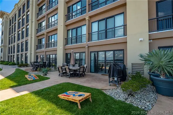1184 Jeffries Road #111, Osage Beach, MO 65065