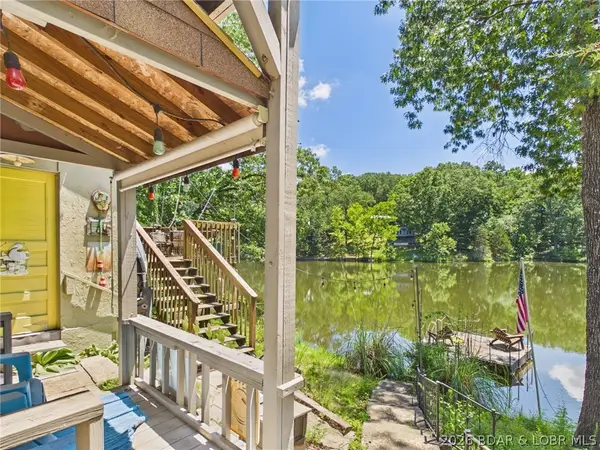 3584 Walnut Hills Road, Stover, MO 65078