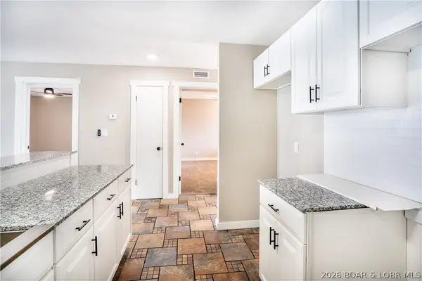 875 Parkside Place #C203, Osage Beach, MO 65065