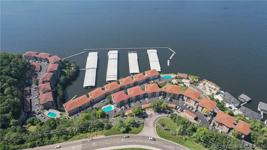 372 W Palisades Condo Drive #4B, Lake Ozark, MO 65049 - #2