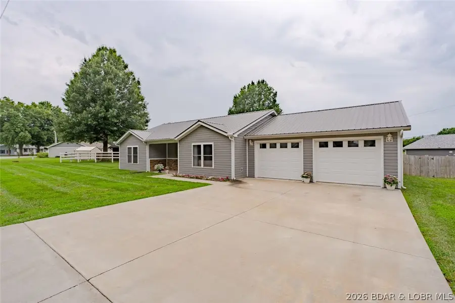 801 Jefferson Street, Versailles, MO 65084 - #2