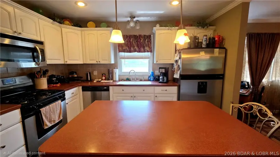 103 Williams Dr, Versailles, MO 65084 - #3