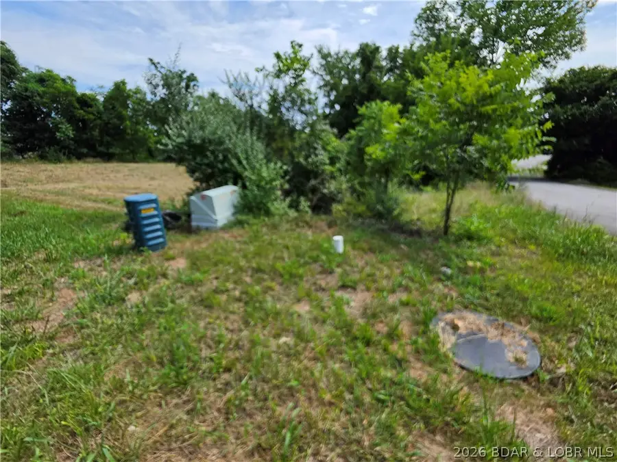 Robin Lane #16, Warsaw, MO 65355 - #3