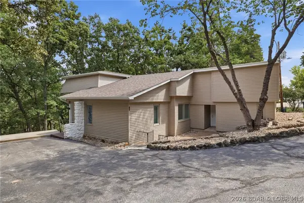 182 Black Hawk Terrace, Lake Ozark, MO 65049