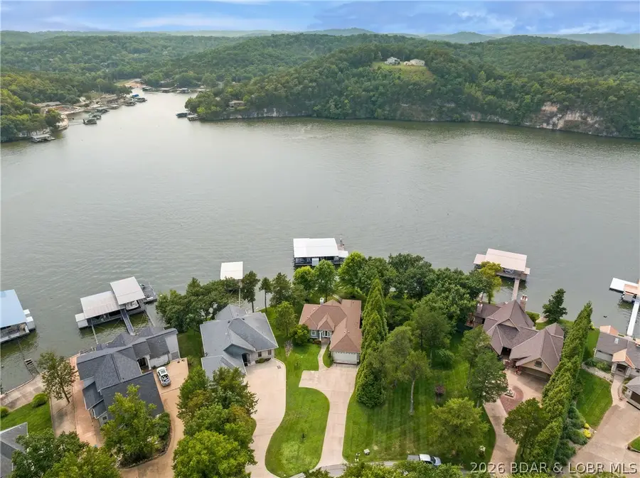 2147 Thunder Mountain Road, Camdenton, MO 65020 - #2