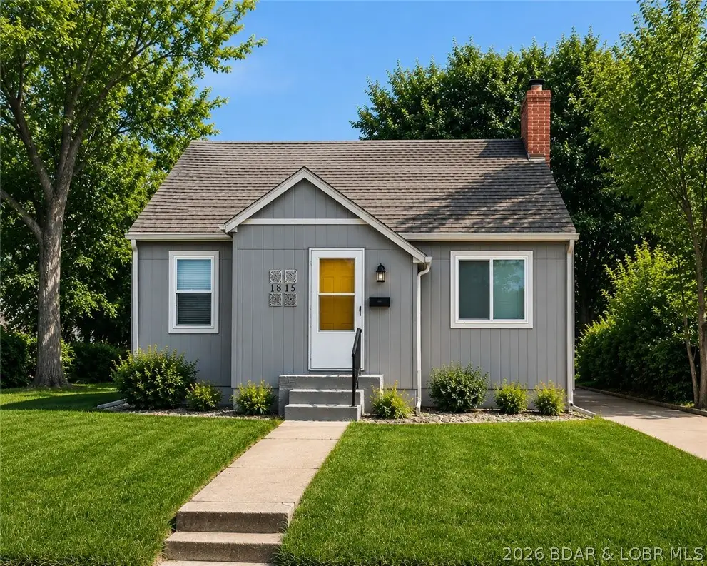 1815 E. 7th Street, Sedalia, MO 65301 - #1