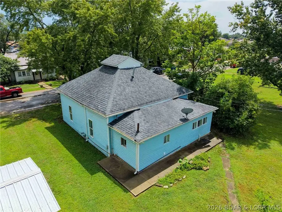 431 E 3rd Street, Eldon, MO 65026 - #2