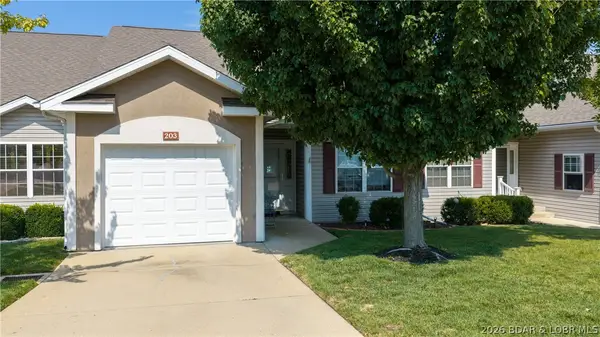 203 Grandview Drive, Lake Ozark, MO 65049