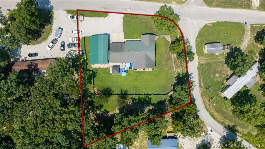 366 Highlands Dr, Camdenton, MO 65020 - #2