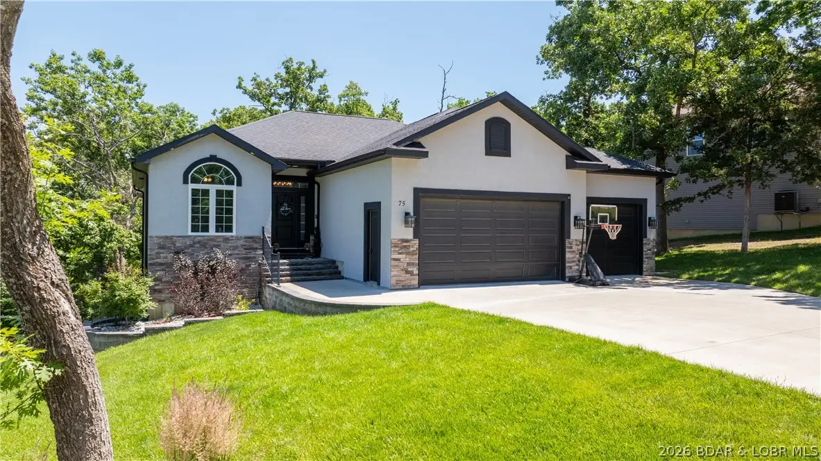 75 Autumn Lake Drive, Village Of Four Seasons, MO 65049 - #1
