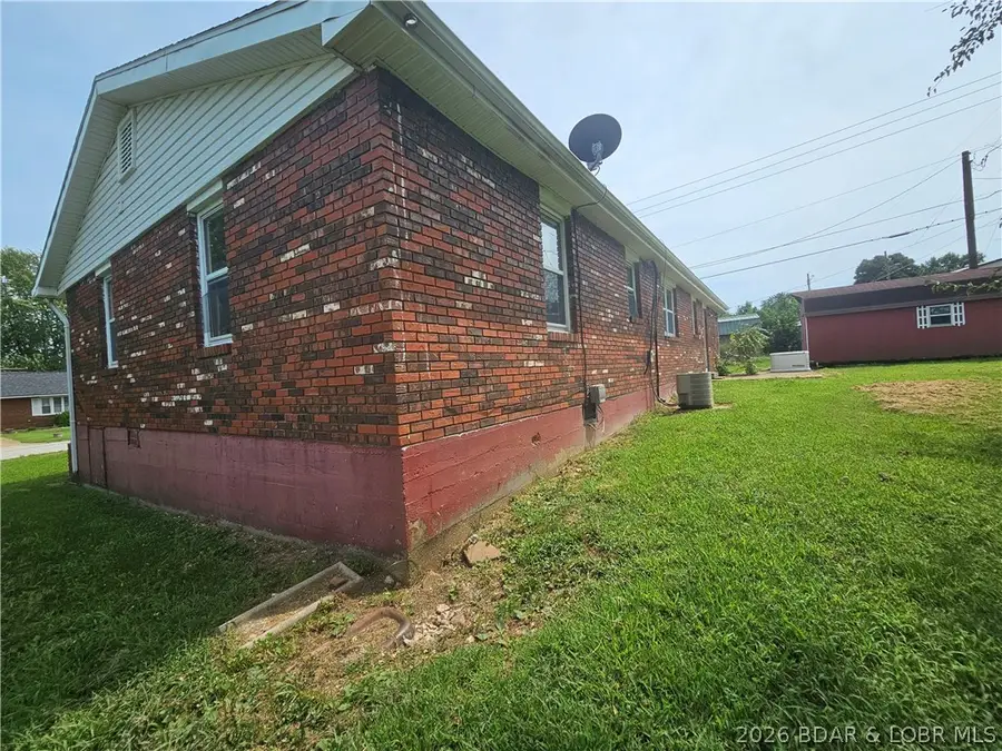 611 Oak Street, Eldon, MO 65026 - #2