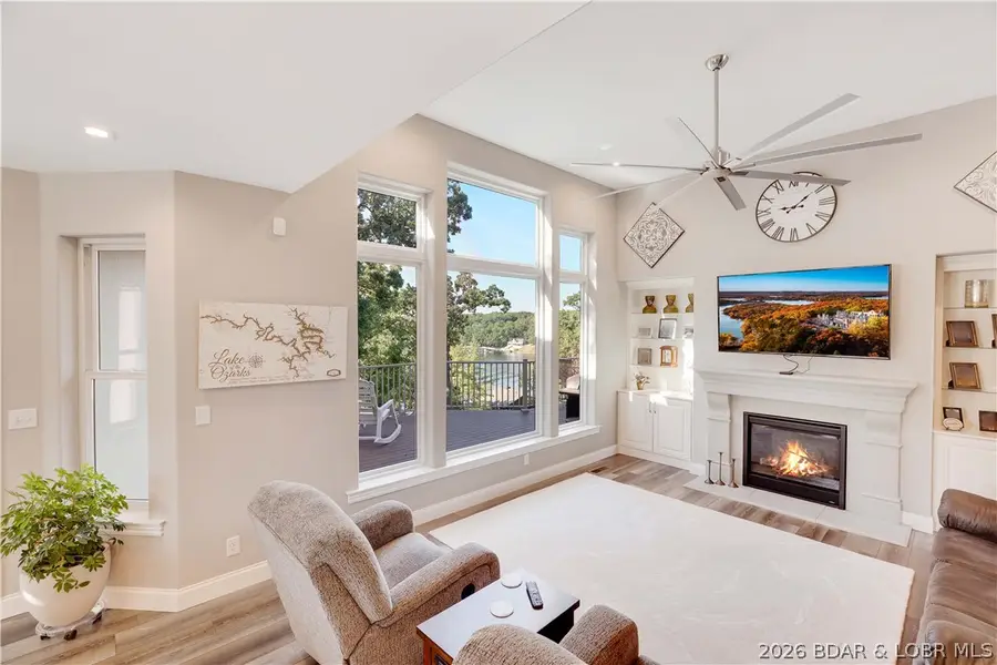 22 Bella Terra Court, Sunrise Beach, MO 65079 - #3