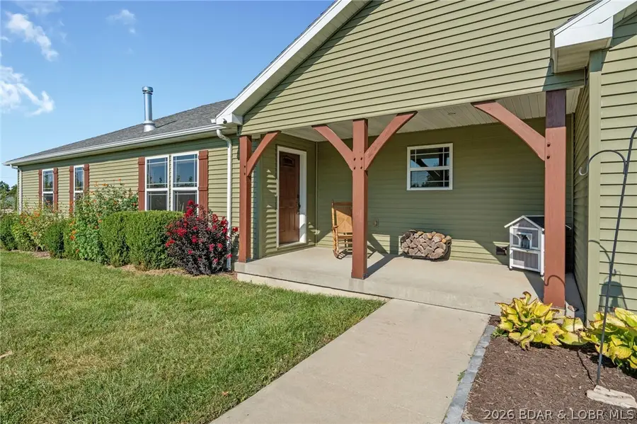 3770 E E & G Road, Bourbon, MO 65284 - #2