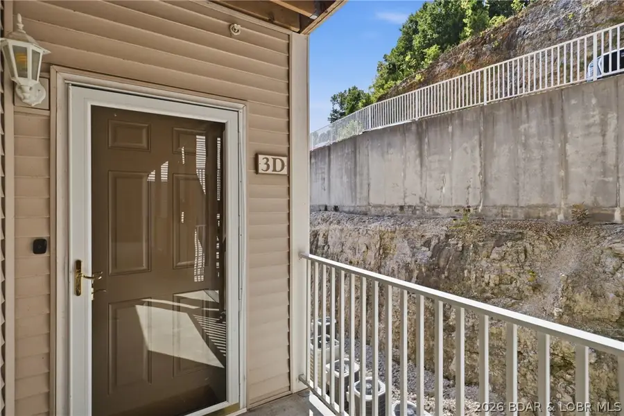 166 Oak Harbor Drive #3D, Camdenton, MO 65020 - #2